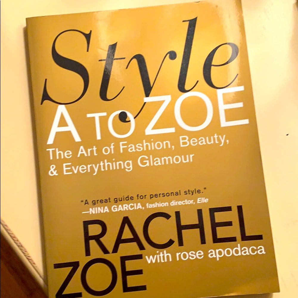 Gently used, ‘Style: A to Zoe’ by Rachel Zoe 💋 💎🖤👗🕶️ 👠